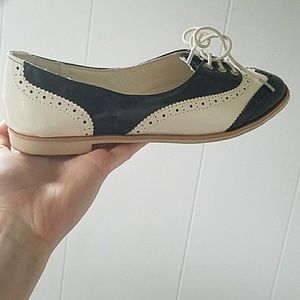 Vintage 1950s Style Oxfords
